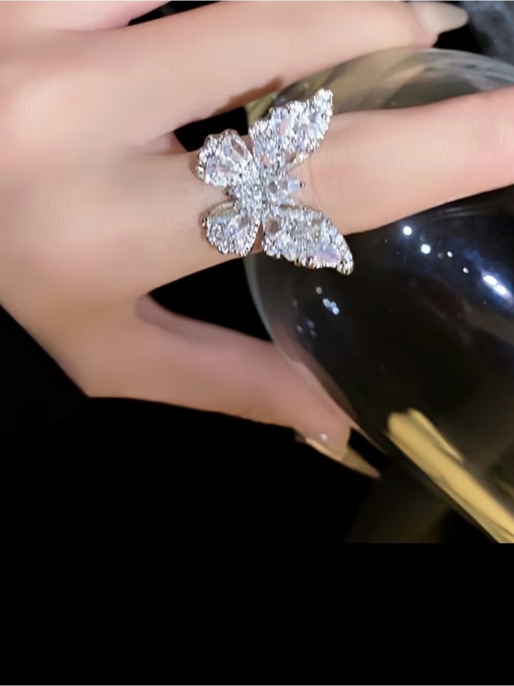 NEW! Crystal Butterfly Statement Ring. Adjustable Butterfly Ring 🦋 - Picture 4 of 9